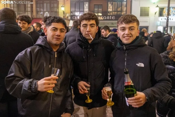 Champanada Nochevieja 2025./ Viksar Fotografía