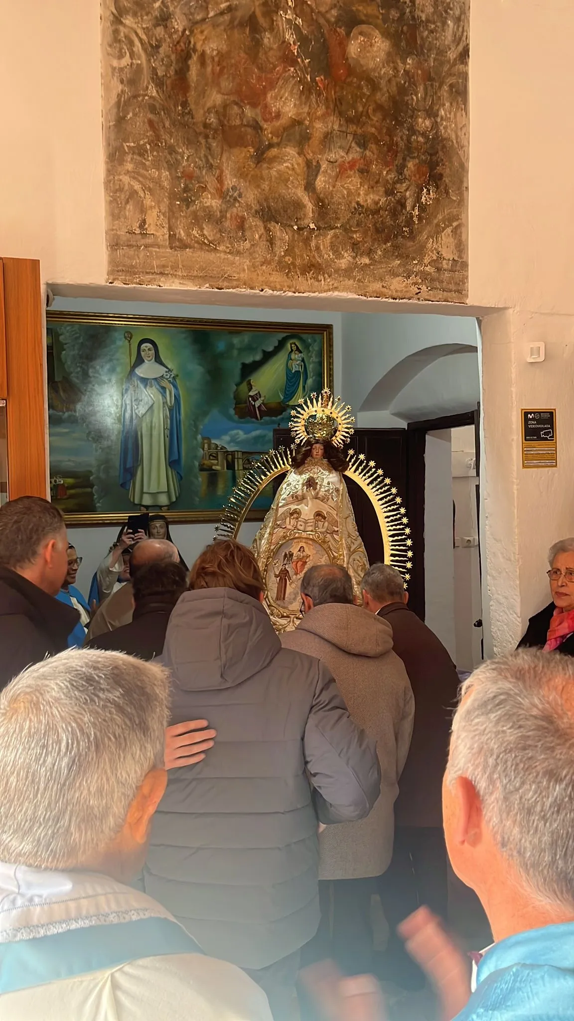 Foto 2 - La imagen de la Virgen del Coro regresa al convento de las Concepcionistas en &Aacute;greda
