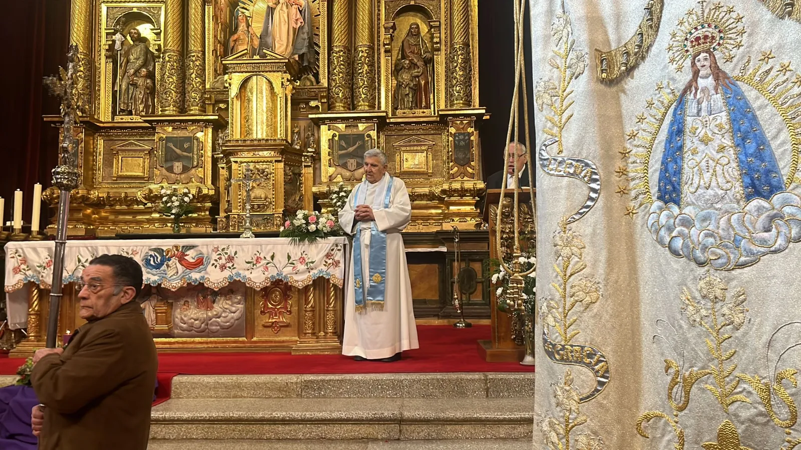 Foto 11 - La imagen de la Virgen del Coro regresa al convento de las Concepcionistas en &Aacute;greda
