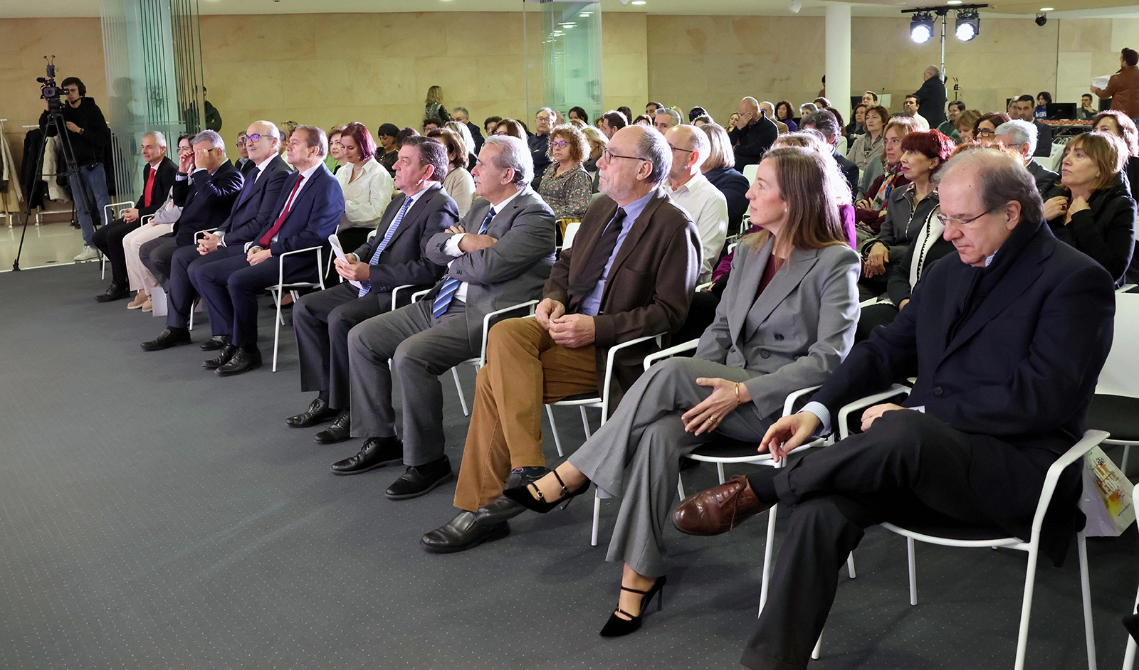 La Junta ofrece formación sobre lenguaje claro y sencillo a los empleados públicos para mejorar la comunicación eficaz con los ciudadanos