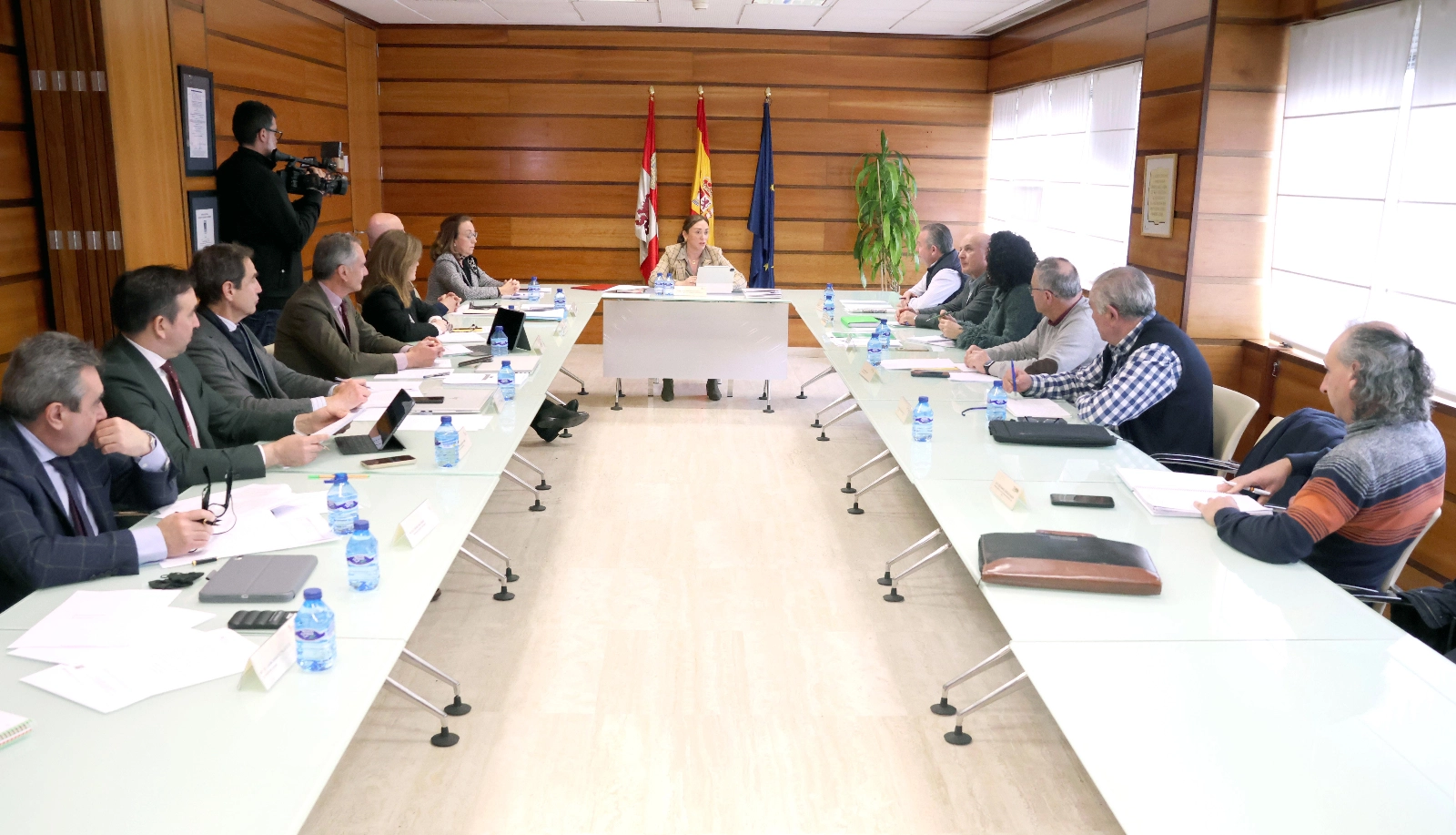 La Junta constituye un grupo de trabajo con las Opas para acordar la posición de Castilla y León en la negociación de la PAC post 27
