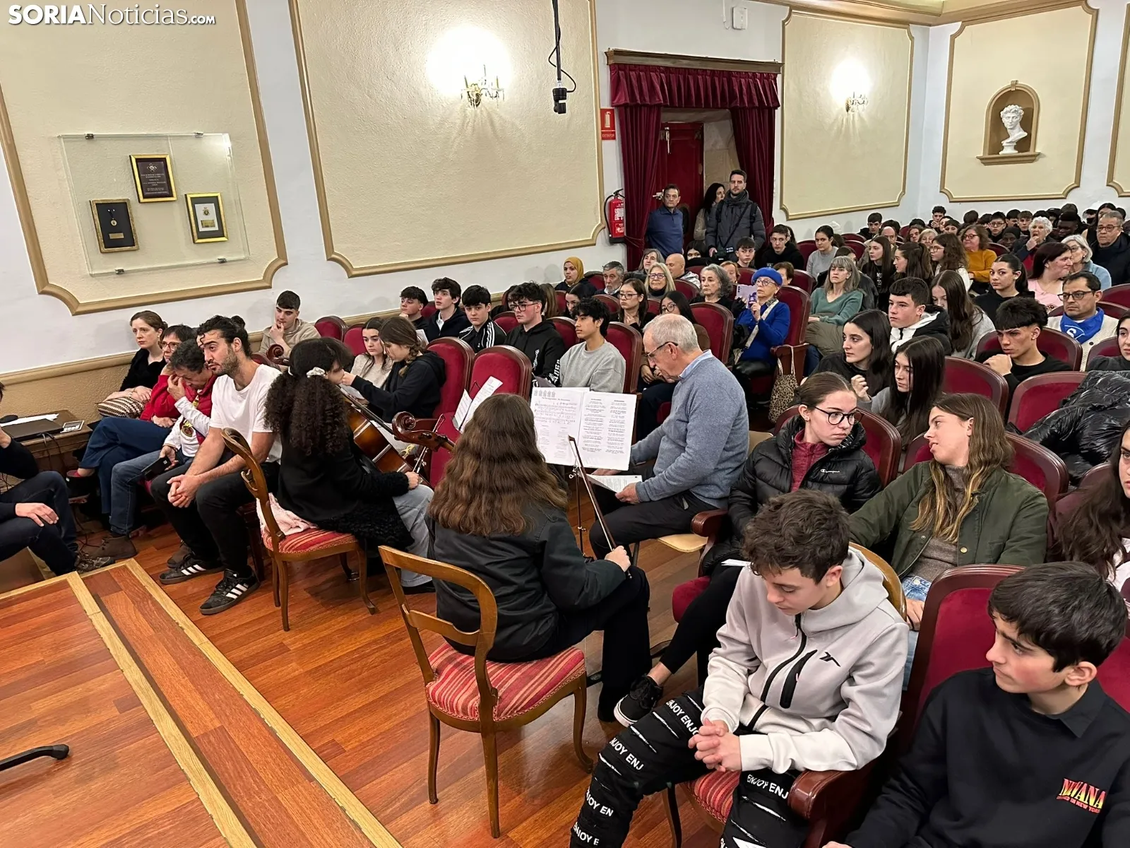 Foto 7 - Soria recuerda a sus v&iacute;ctimas del Holocausto