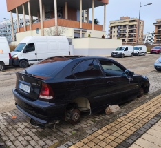 Una imagen del vehículo. 