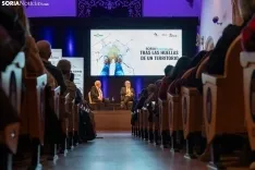 Una de las imágenes del acto central de presentación de 'Tras las huellas del territorio'. /Ferrer 