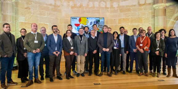 Gobierno y Ayuntamiento unen fuerzas para impulsar una gestión de los montes que frene la despoblación