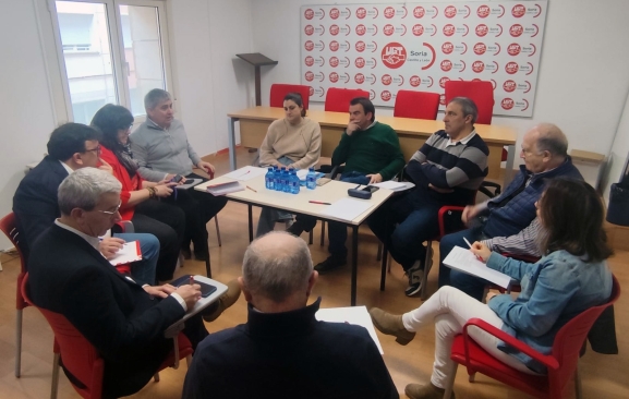 El PSOE y UGT analizan el aumento del desempleo en Soria de cara al 15M