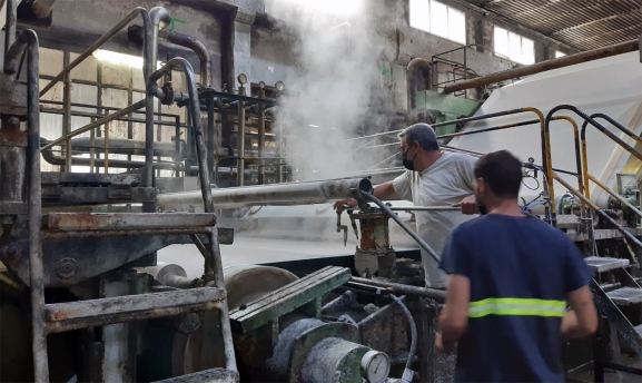 Sarrió Almazán amplia gestión residuos papel cartón