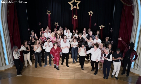 San Leonardo disfruta con Dani y la fábrica de baile