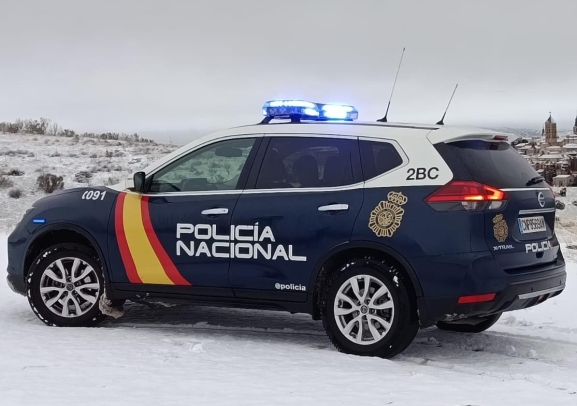 Detenido un hombre que agredió y robó a una persona que dormía en un cajero automático