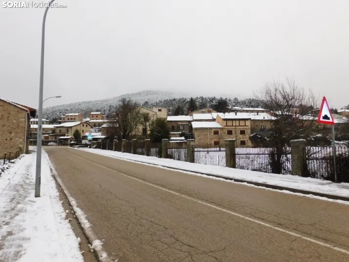 Fotos: Uno de los pueblos m&aacute;s bonitos de Espa&ntilde;a, cubierto por la nieve