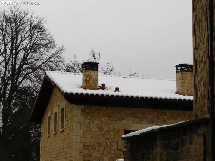 Fotos: Uno de los pueblos m&aacute;s bonitos de Espa&ntilde;a, cubierto por la nieve