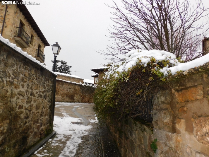 Fotos: Uno de los pueblos m&aacute;s bonitos de Espa&ntilde;a, cubierto por la nieve