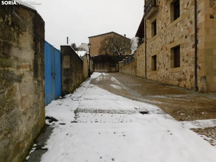 Fotos: Uno de los pueblos m&aacute;s bonitos de Espa&ntilde;a, cubierto por la nieve
