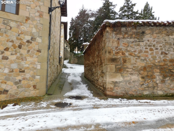 Fotos: Uno de los pueblos m&aacute;s bonitos de Espa&ntilde;a, cubierto por la nieve
