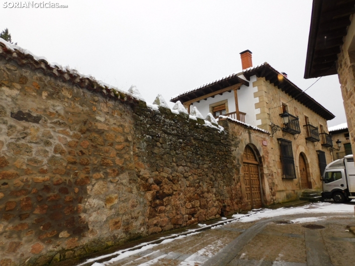 Fotos: Uno de los pueblos m&aacute;s bonitos de Espa&ntilde;a, cubierto por la nieve