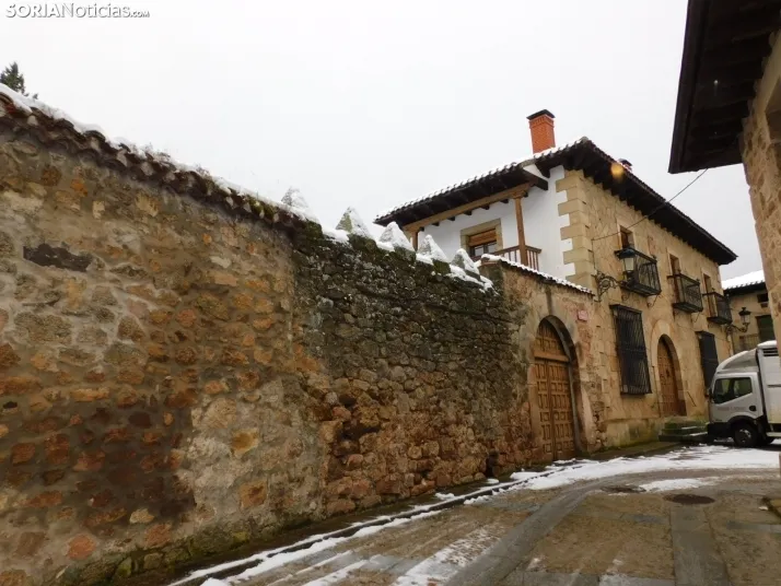 Fotos: Uno de los pueblos m&aacute;s bonitos de Espa&ntilde;a, cubierto por la nieve