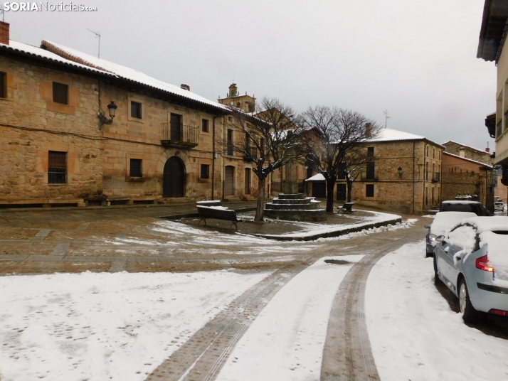 Fotos: Uno de los pueblos m&aacute;s bonitos de Espa&ntilde;a, cubierto por la nieve