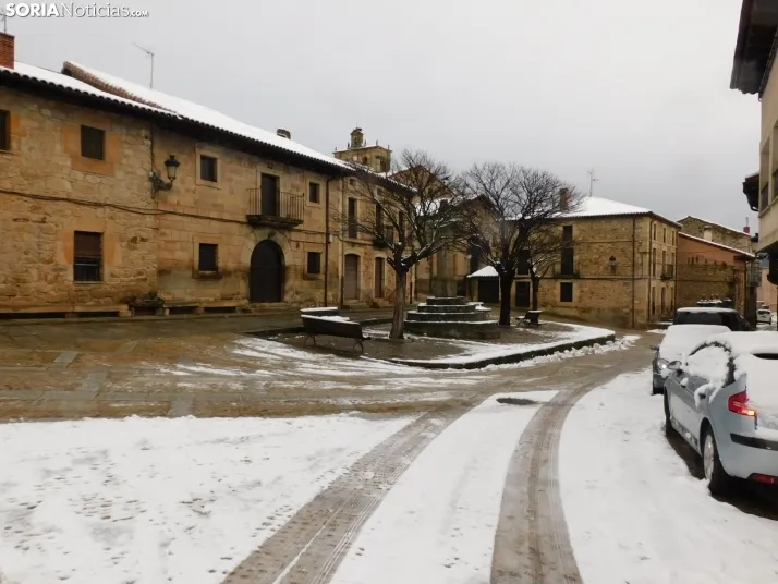 Fotos: Uno de los pueblos m&aacute;s bonitos de Espa&ntilde;a, cubierto por la nieve