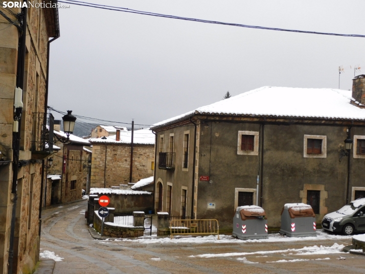 Fotos: Uno de los pueblos m&aacute;s bonitos de Espa&ntilde;a, cubierto por la nieve