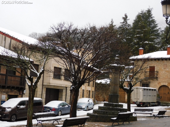 Fotos: Uno de los pueblos m&aacute;s bonitos de Espa&ntilde;a, cubierto por la nieve