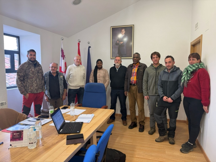 Villar del Río celebra una jornada migratoria con el objetivo de incorporar trabajadores de Senegal al campo soriano