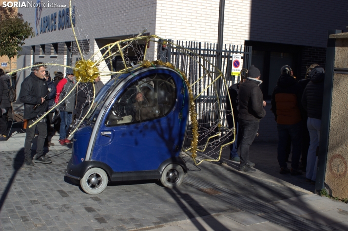 Una imagen de la llegada de los Señores de Oriente a ASPACE. /PC