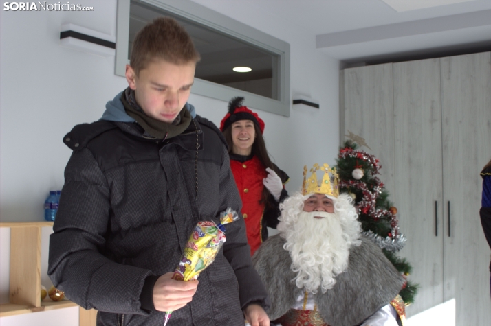 Una imagen de la llegada de los Señores de Oriente a ASPACE. /PC