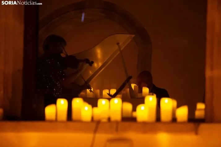 Piano y velas en Soria