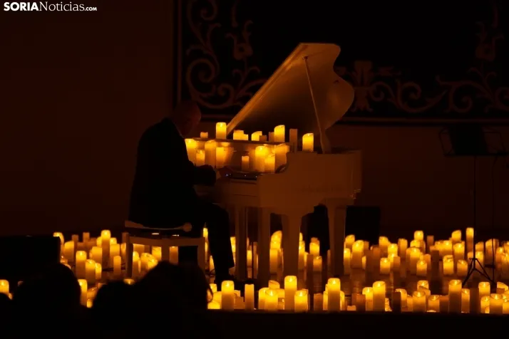Piano y velas en Soria