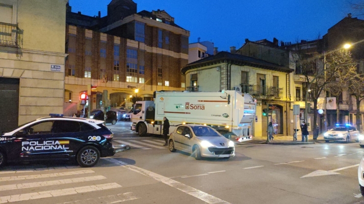 Un varón de 28 años, atropellado por el camión de la basura en Soria