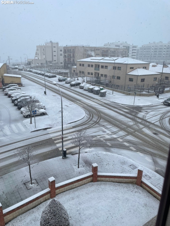 Una imagen de la nevada esta mañana de miércoles. /SN