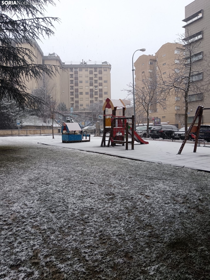 Una imagen de la nevada esta mañana de miércoles. /SN