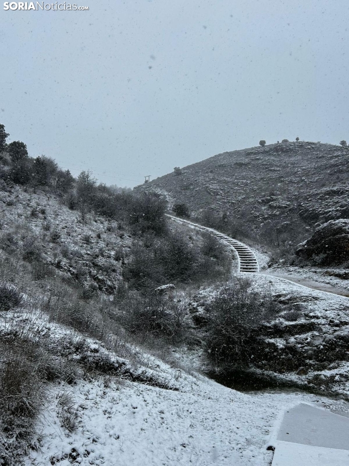 Una imagen de la nevada esta mañana de miércoles. /SN