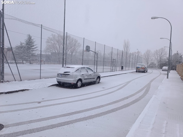 Una imagen de la nevada esta mañana de miércoles. /SN