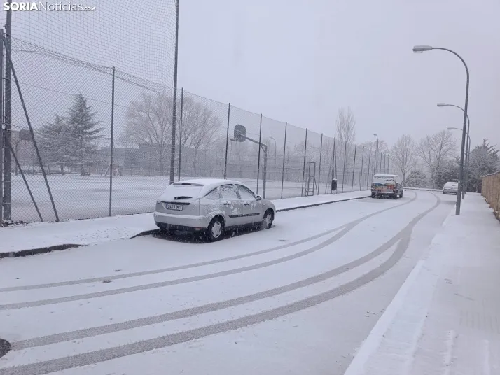 Una imagen de la nevada esta mañana de miércoles. /SN