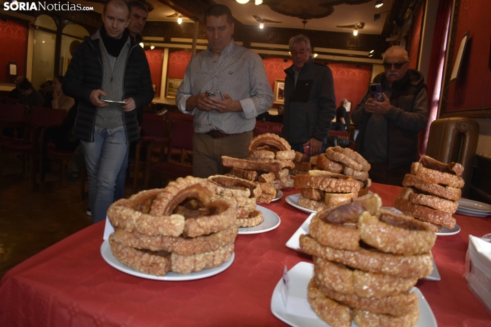 Primera ronda del concurso del Mejor Torrezno del Mundo.