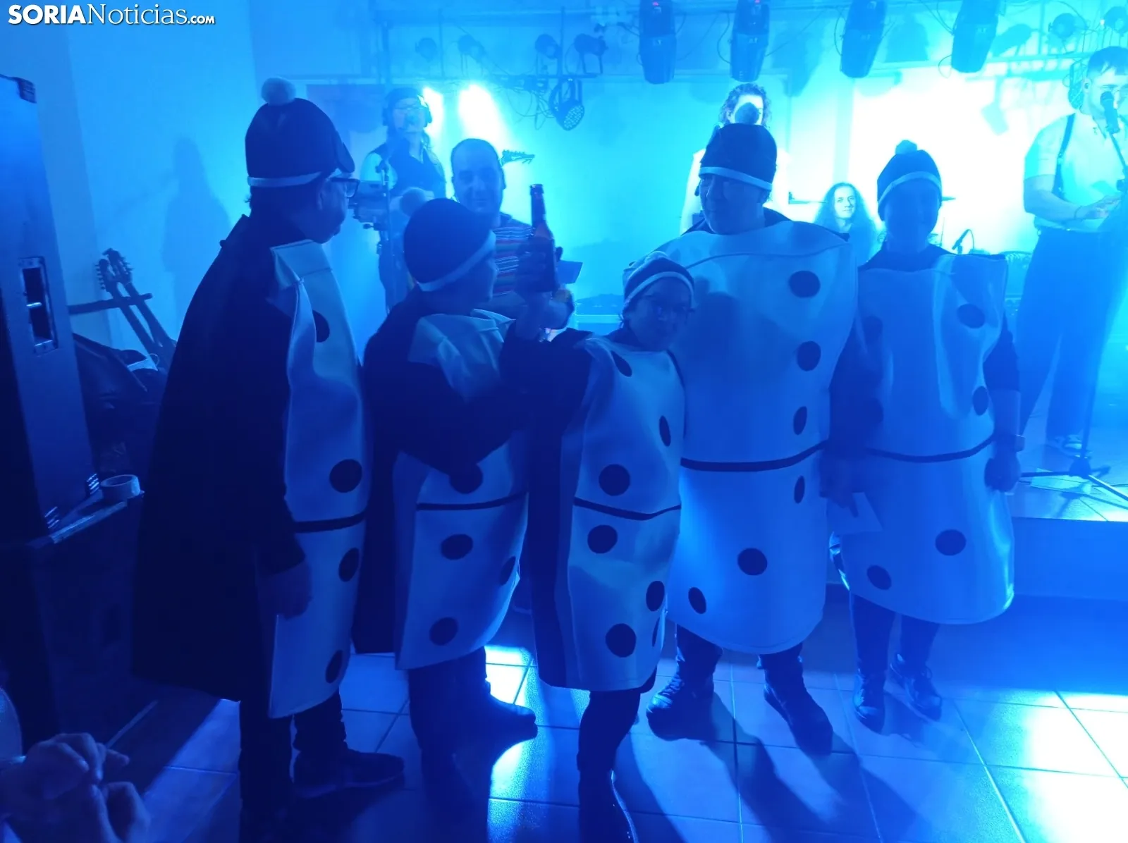 Foto 8 - En im&aacute;genes: Carbonera de Frentes celebra su Carnaval por todo lo alto