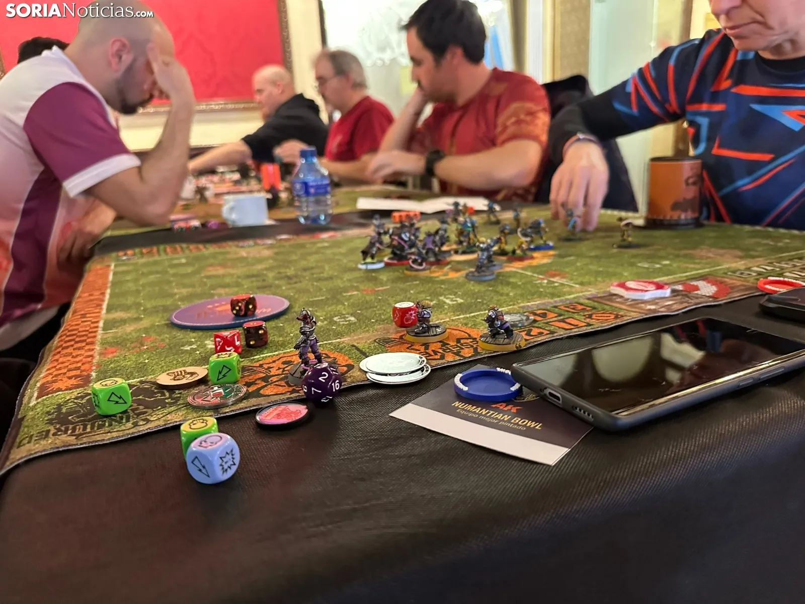 Foto 2 - El Casino acoge el primer torneo Numantian Bowl en Soria: Fantas&iacute;a y f&uacute;tbol americano sobre la mesa