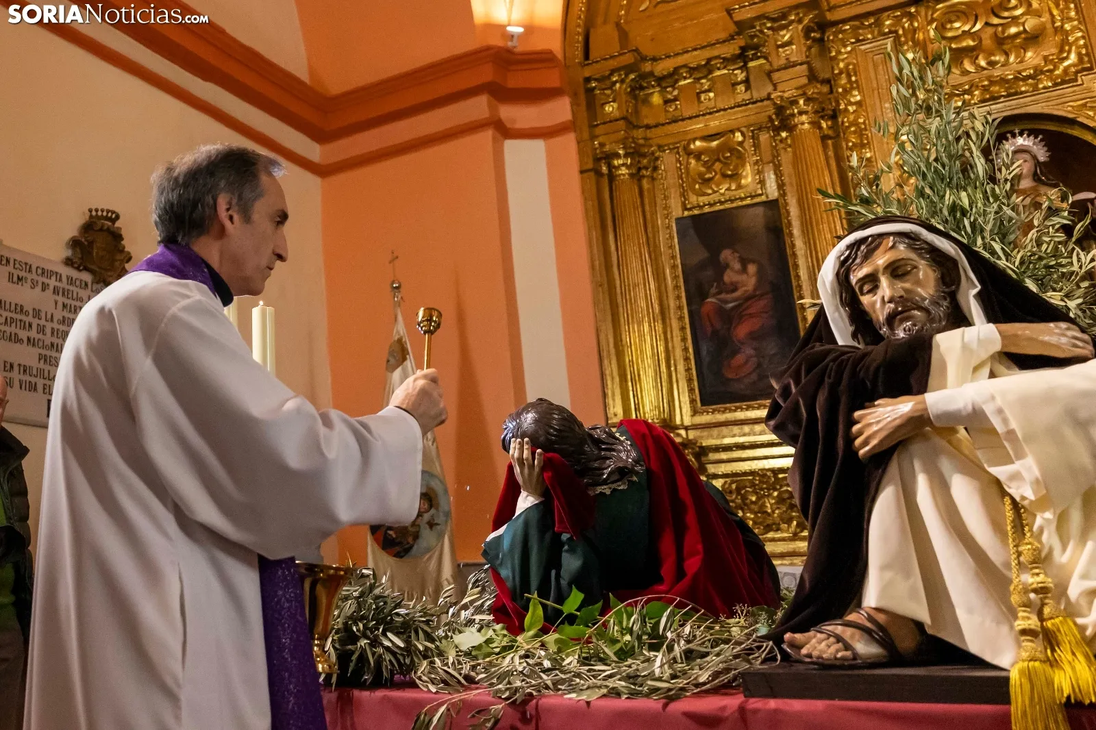 La Cofradía del Huerto presenta tres nuevas figuras históricas hechas en Sevilla para la Semana Santa soriana./ Viksar Fotografía