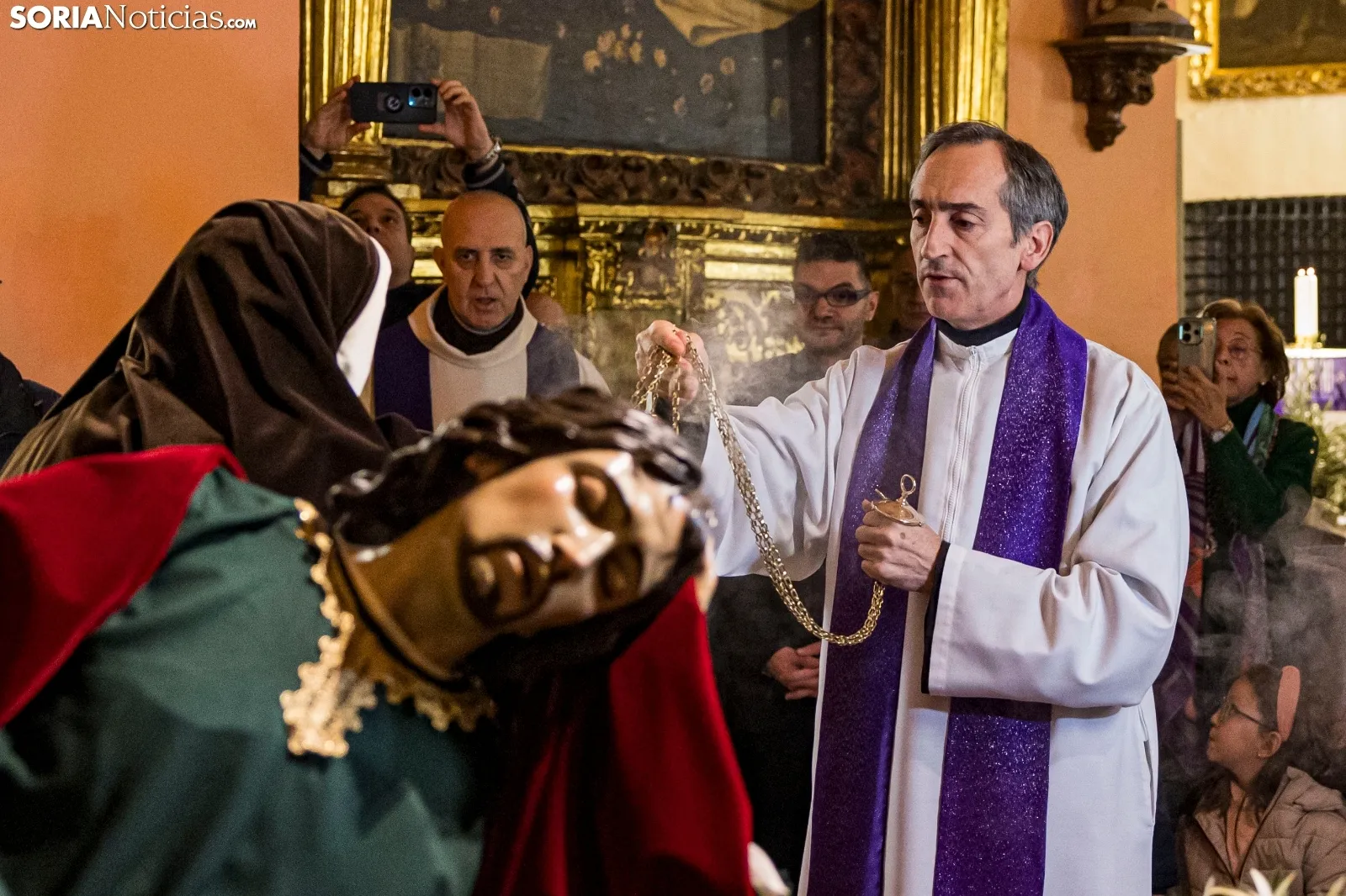 La Cofradía del Huerto presenta tres nuevas figuras históricas hechas en Sevilla para la Semana Santa soriana./ Viksar Fotografía