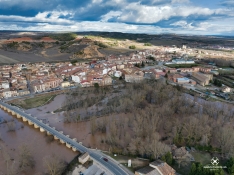 Estado del cauce en San Esteban de Gormaz. , Marcos de Marcos (IberianDrone).