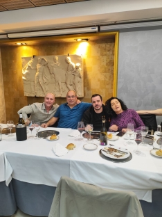 Foto 4 - Soria Baila celebra su VII aniversario con cambio de presidente, una comida popular y un baile multitudinario