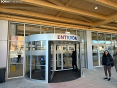 Foto 6 - As&iacute; son la nueva entrada y vest&iacute;bulo del Hospital Santa B&aacute;rbara