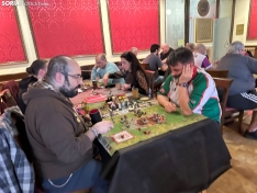 Foto 3 - El Casino acoge el primer torneo Numantian Bowl en Soria: Fantas&iacute;a y f&uacute;tbol americano sobre la mesa