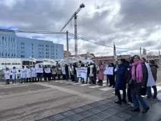 Foto 5 - La Junta reconoce el "notable" impacto de la huelga m&eacute;dica y ve "dif&iacute;cil" contener las listas de espera