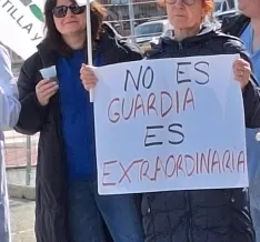 Imágenes de la protesta de batas blancas, hoy, en Soria. | I. López/ CESM