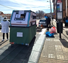 Imágenes de la protesta de batas blancas, hoy, en Soria. | I. López/ CESM