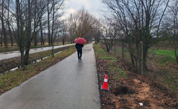 Almazán ilumina el carril bici de La Arboleda con tecnología solar inteligente