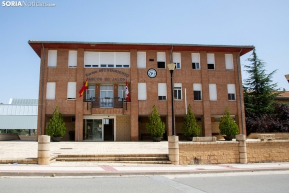 La falta de medios técnicos obliga al Ayuntamiento de Arcos de Jalón a renunciar temporalmente a su competencia de tráfico