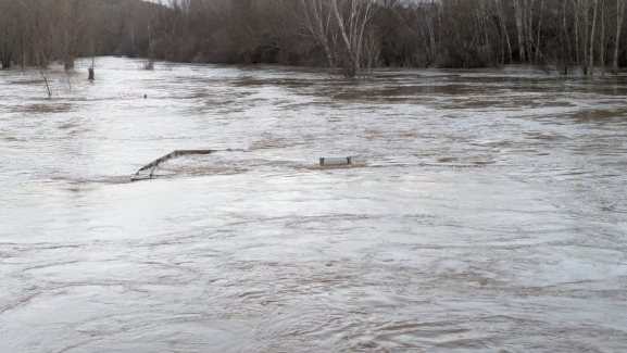 El Duero toma Garray